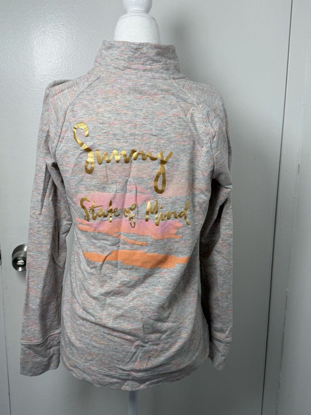 Lilly Pulitzer  Sunny State of Mind Half Zip Pullover Sweatshirt Women’s M Gray - Picture 2 of 13